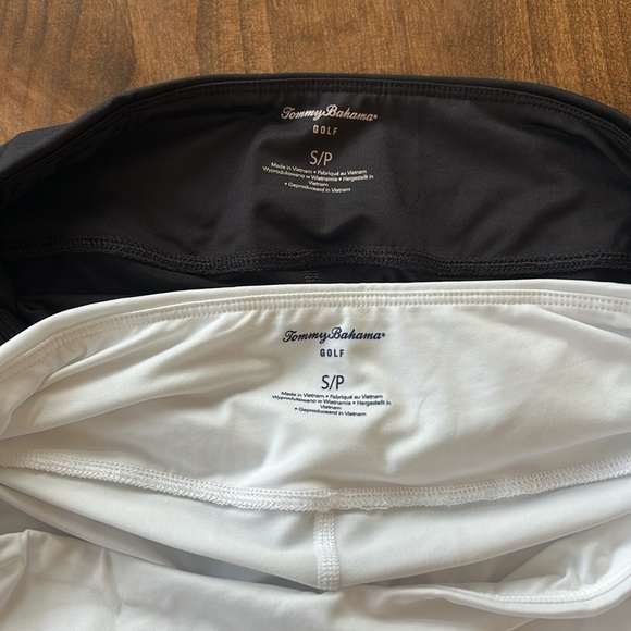 Tommy Bahama Golf Shorts Bundle S Black & White | Stretch Spandex Activewear - Picture 8 of 8